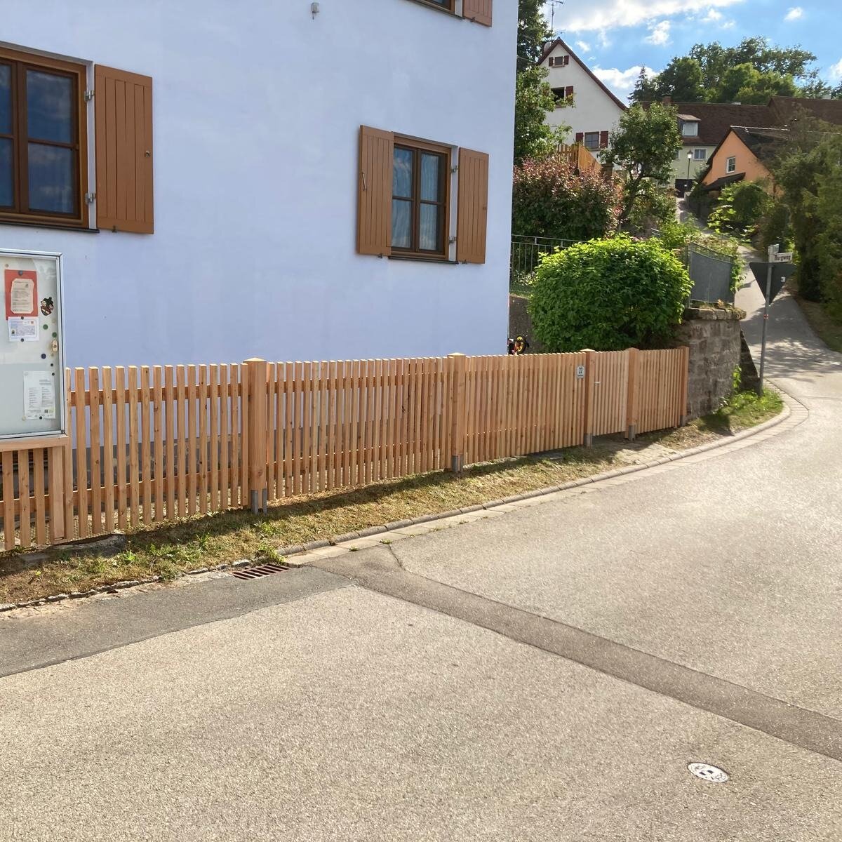 Gartenzaun Laerche unbehandelt senkrecht