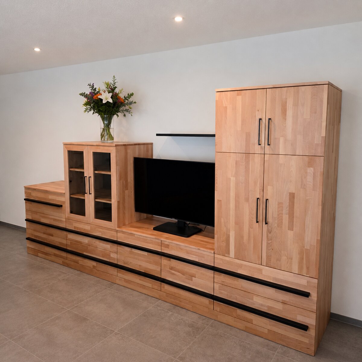Wohnzimmerschrank Buche Stauraum