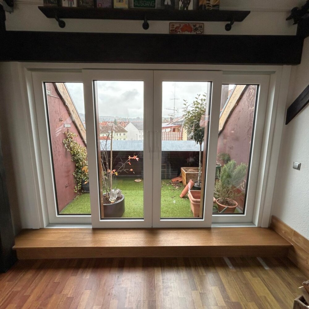 Zweiflügelige Balkon-Schiebetür